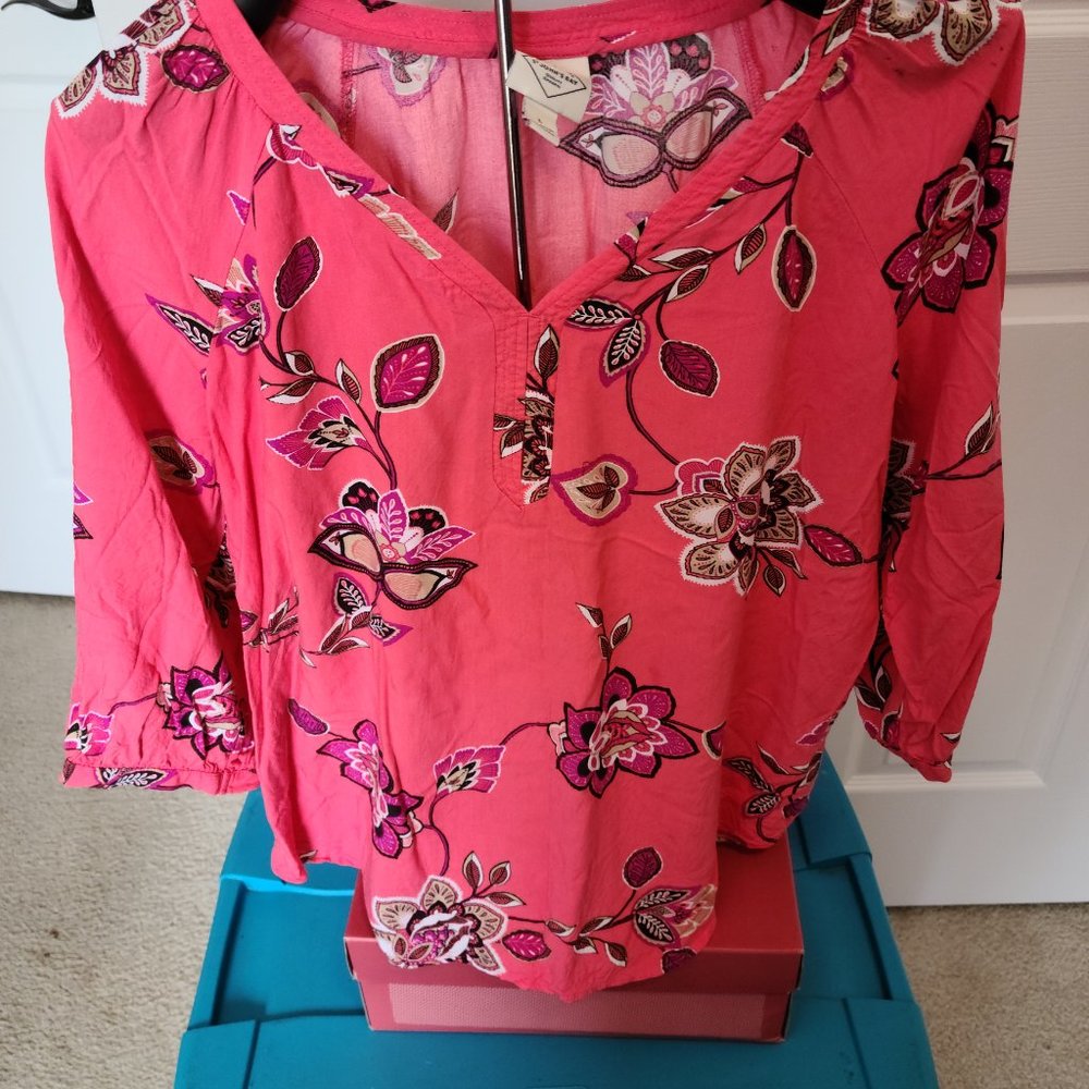 Pink floral top